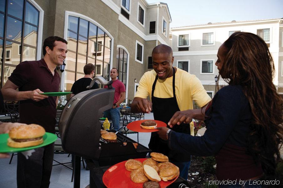Staybridge Suites Rocklin - Roseville Area By Ihg Ресторан фото